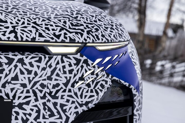 Alpine A390