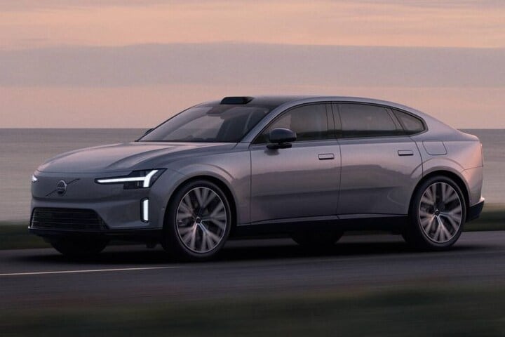 Volvo ES90