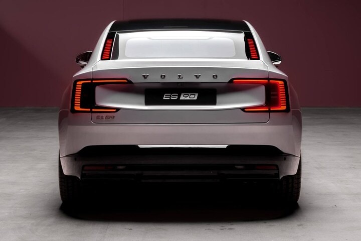 Volvo ES90