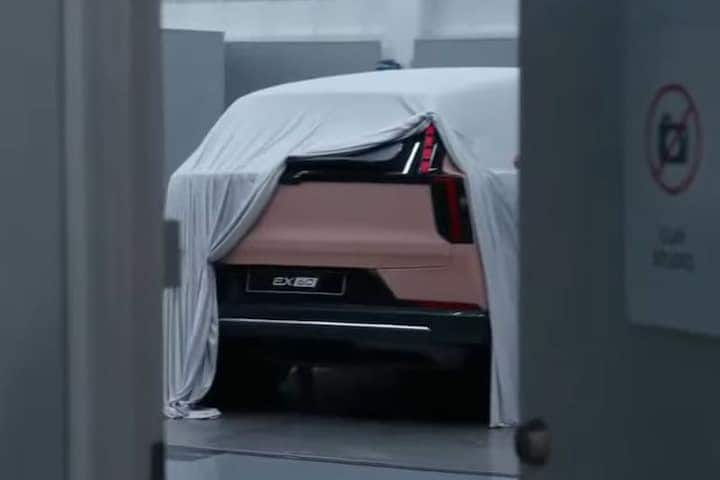 Volvo EX60