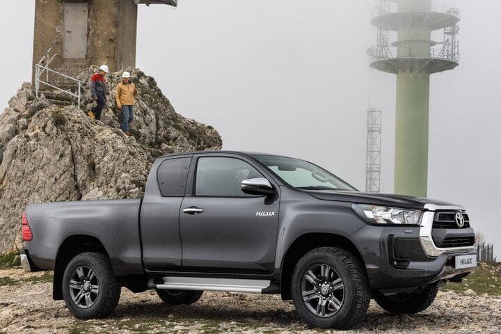 Toyota Hilux Xtra Cab