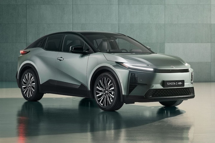 Toyota C-HR+ (EMBARGO 12/3)