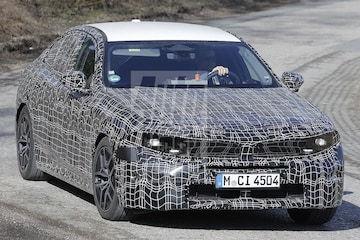 BMW 5-serie facelift spyshots