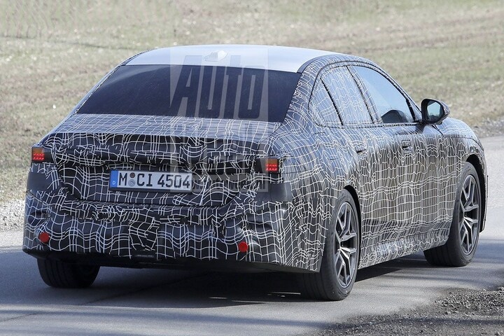 BMW 5-serie facelift spyshots