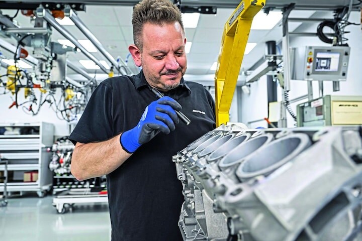 AMG V12 motor voor Pagani