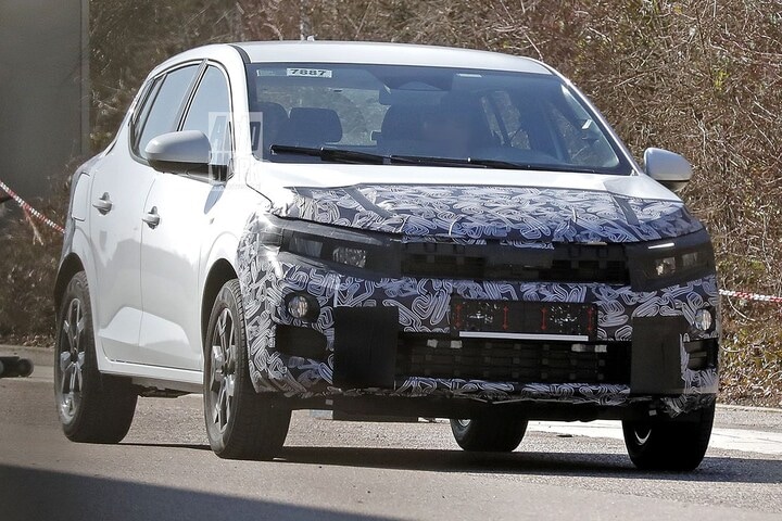 Spyshots Dacia Sandero