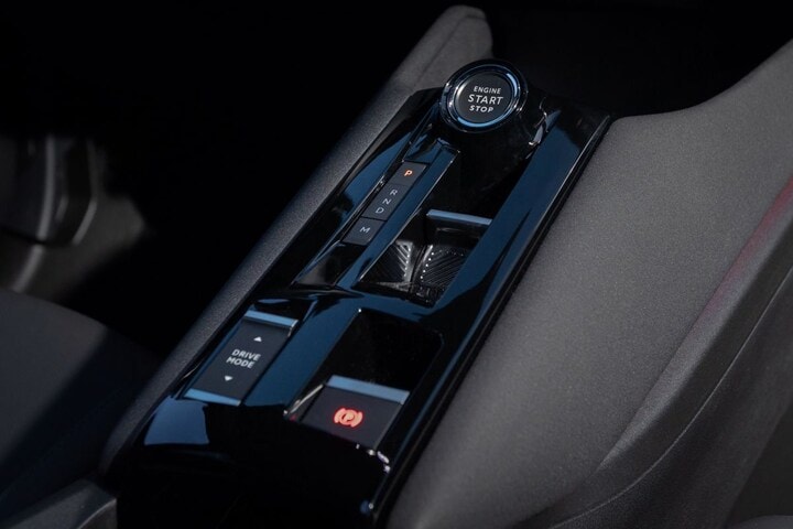 Alfa Romeo Junior Ibrida Q4