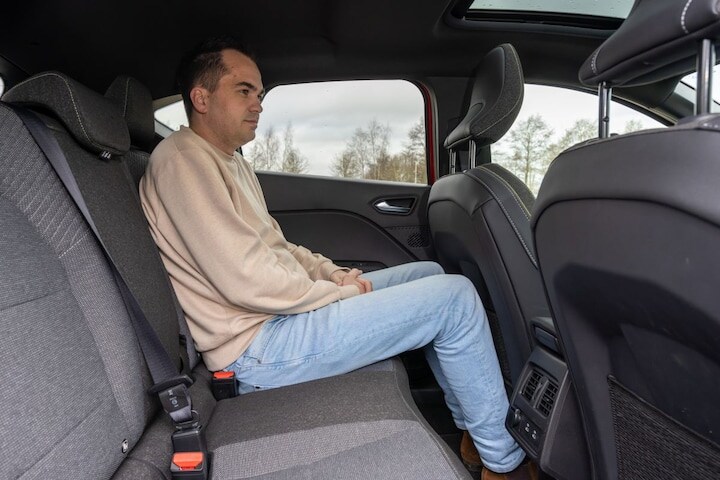 Dubbeltest Toyota Yaris Cross Renault Captur