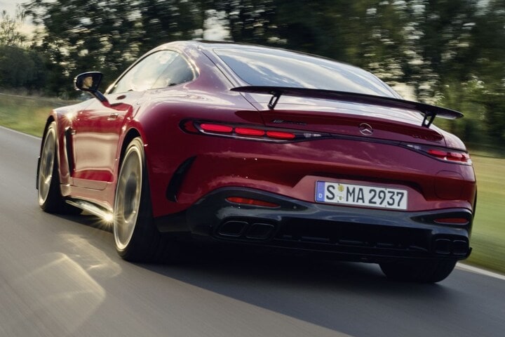 Mercedes-AMG GT 63 S E Performance