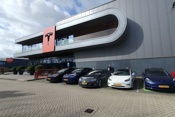 Tesla Tilburg