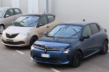 Lancia Ypsilon oud nieuw