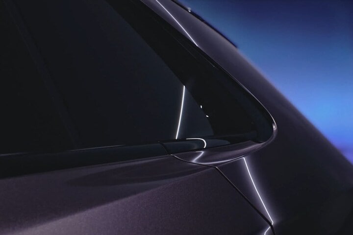 Mazda EZ-60 CX-6e