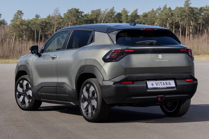 Suzuki e Vitara