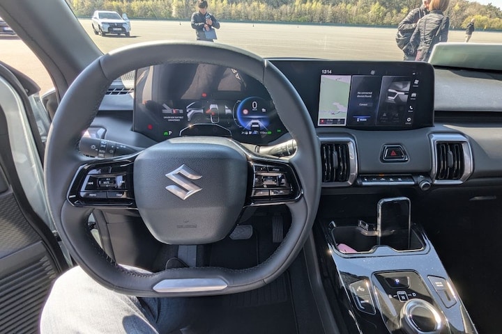 Suzuki e Vitara Select