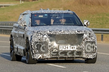 Range Rover Velar spyshots