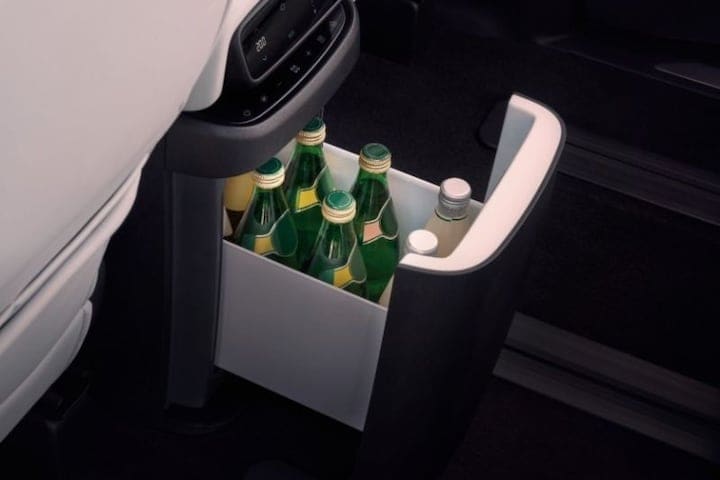 Xpeng X9