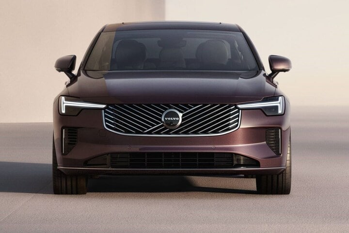 Volvo S90