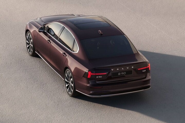 Volvo S90
