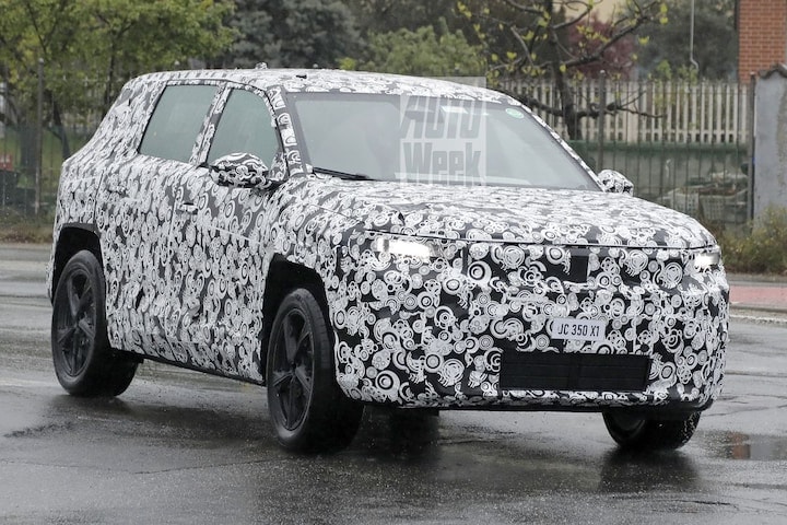 Jeep Compass spyshots