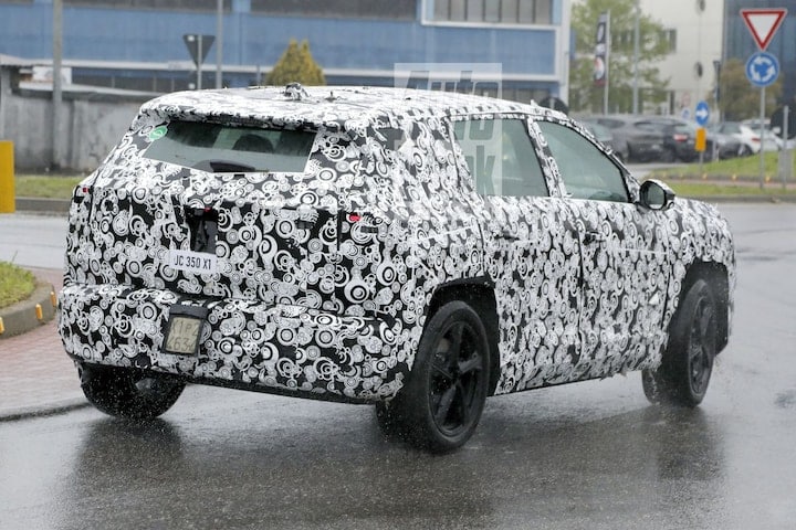Jeep Compass spyshots