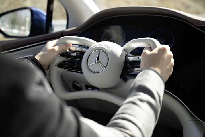 Mercedes-Benz EQS Steer by wire