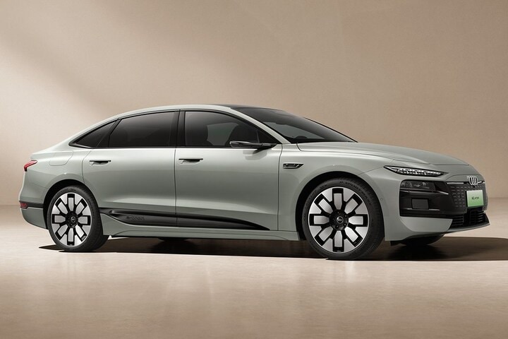 Audi A6L e-tron