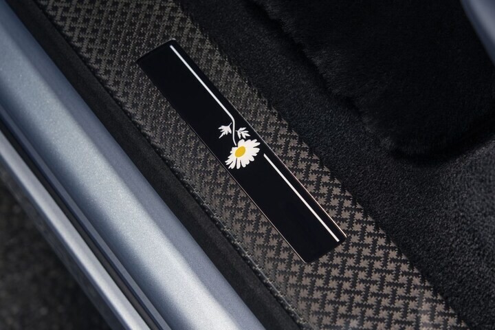 Rolls-Royce Cullinan Daisy