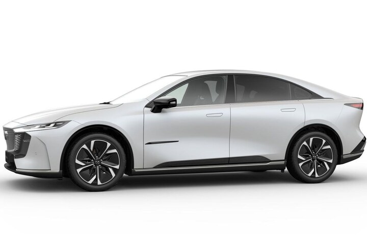Mazda 6e Back to basics