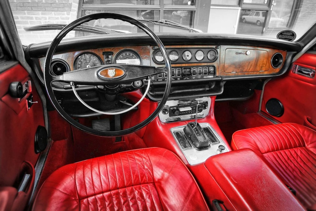 Jaguar XJ6