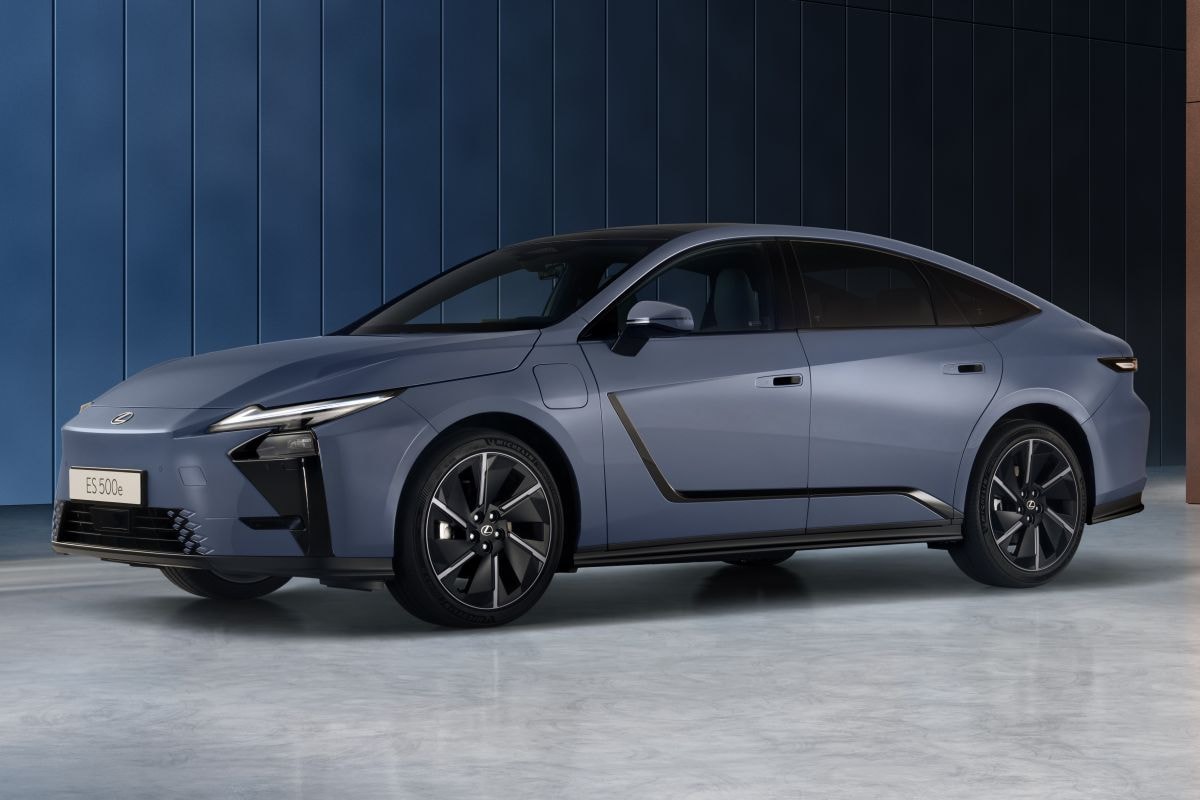 Lexus ES 500e