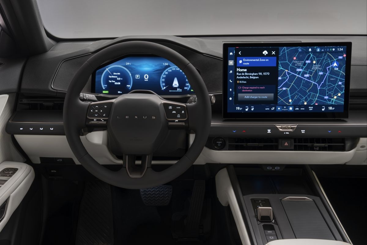 Lexus ES 500e