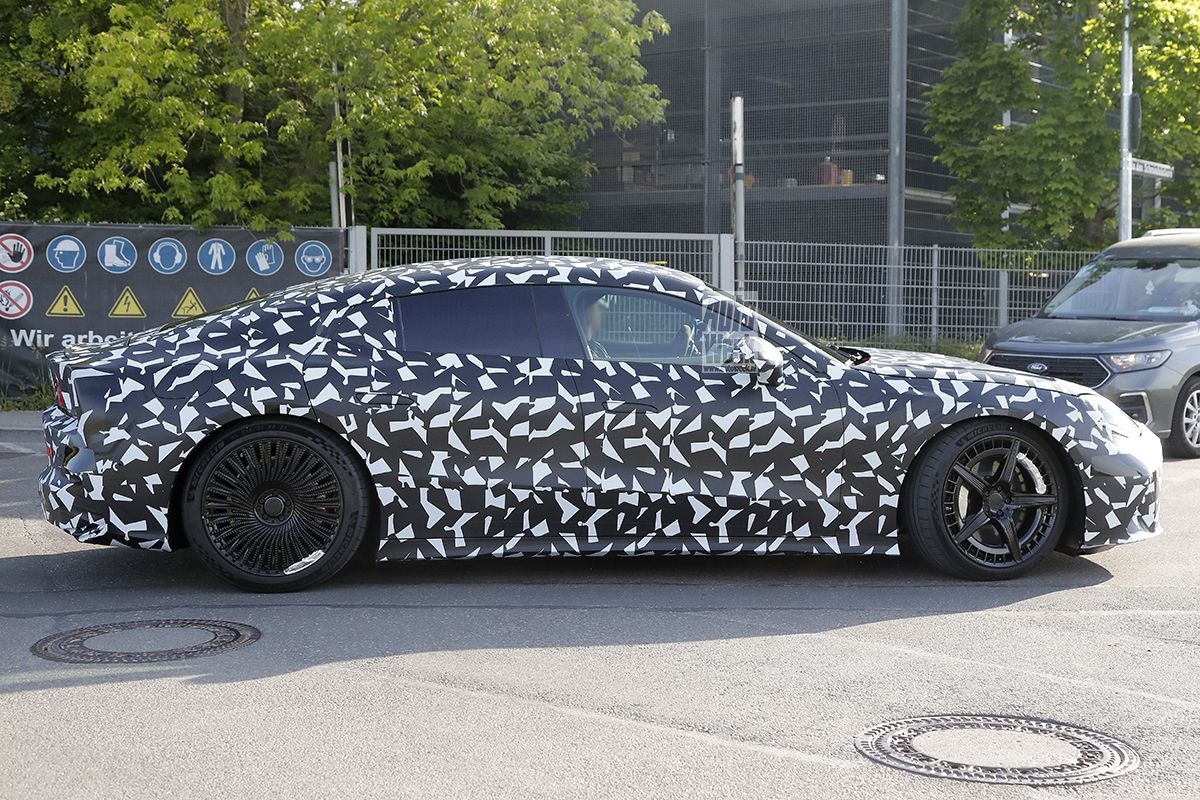 Spyshots Mercedes-AMG GT 4-Door