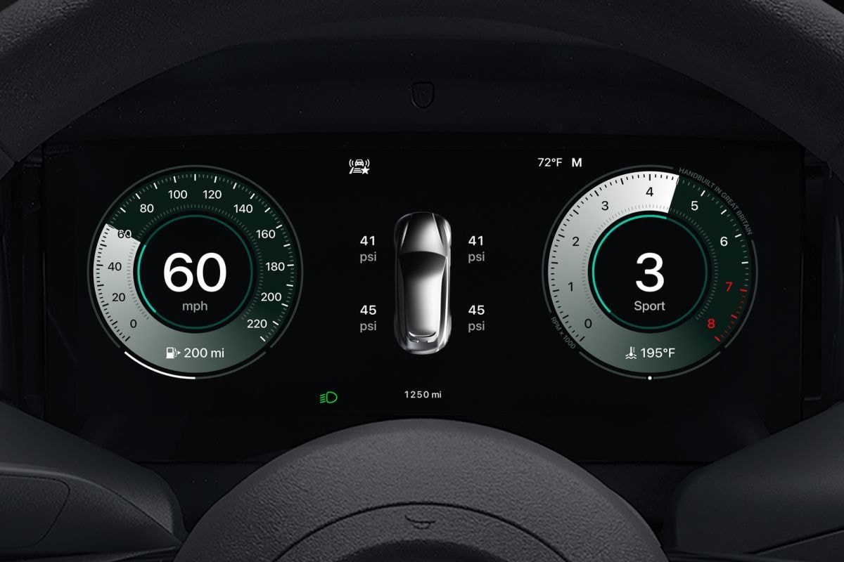 Apple Carplay Ultra Aston Martin