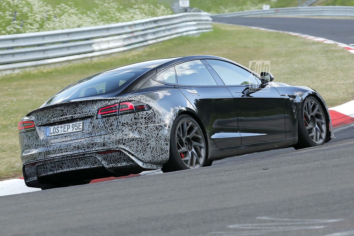 Spyshots Tesla Model S Plaid