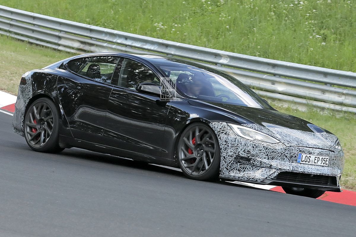 Spyshots Tesla Model S Plaid