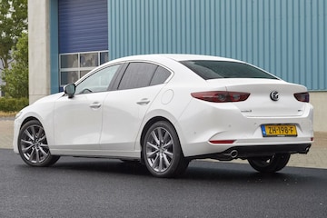 Mazda 3 Sedan