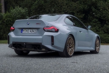 BMW M2 CS