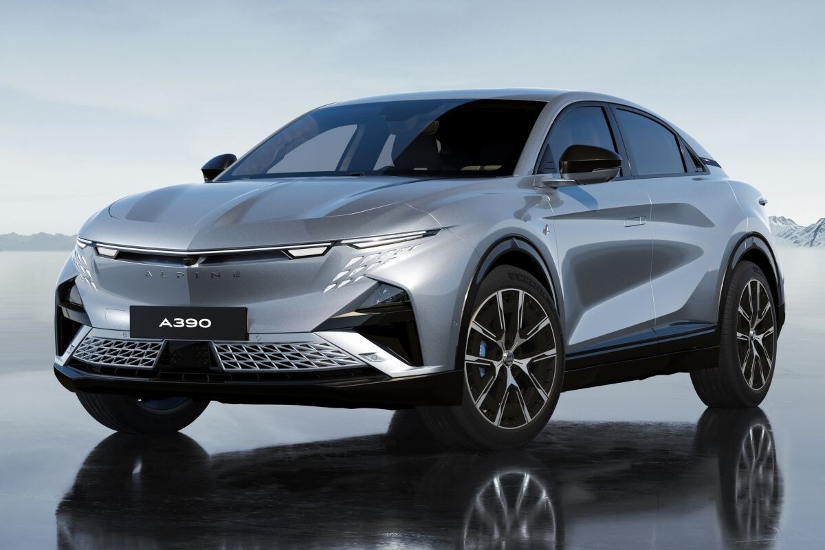 Alpine A390