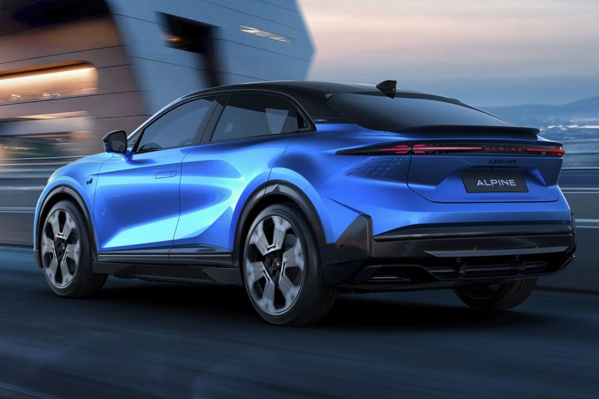 Alpine A390