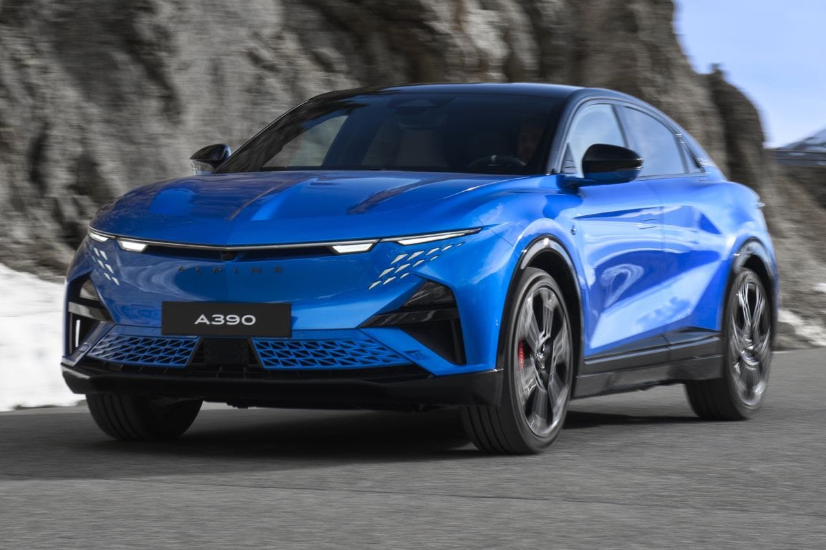 Alpine A390
