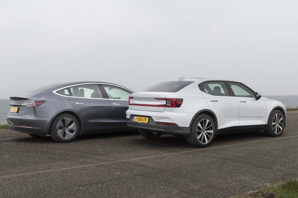 occasiondubbeltest Tesla Model 3 vs Polestar 2