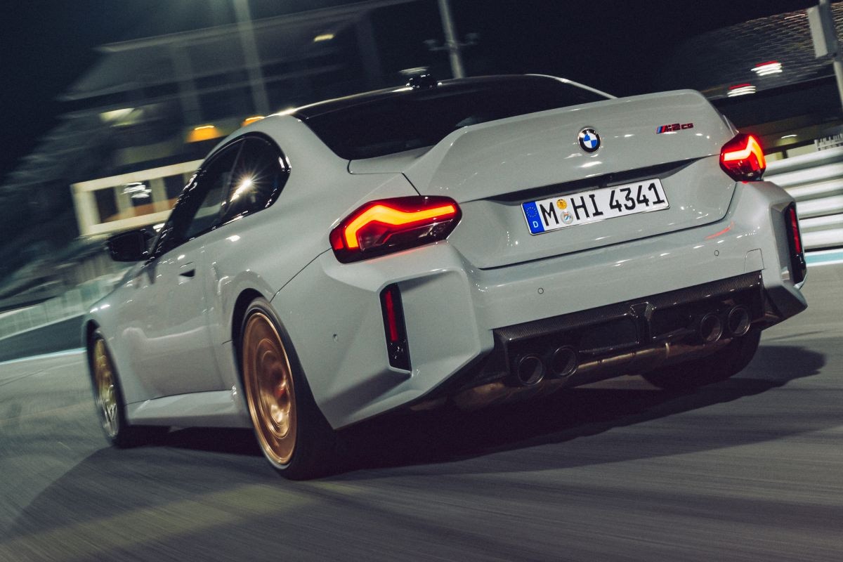 BMW M2 CS