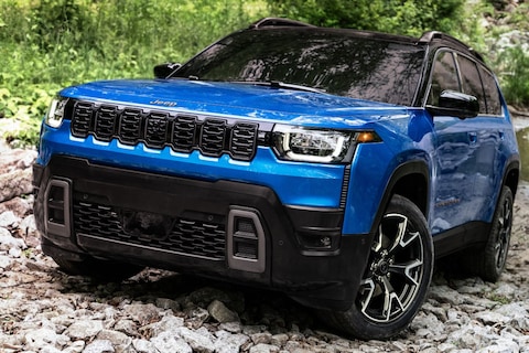 Jeep toont geheel nieuwe Cherokee