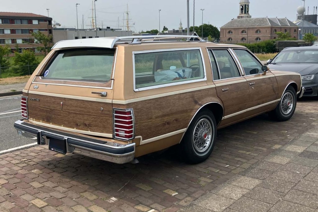 Pontiac Grand Safari