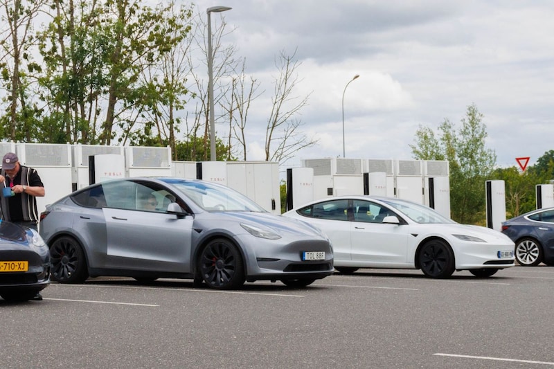 Tesla supercharger Frankrijk