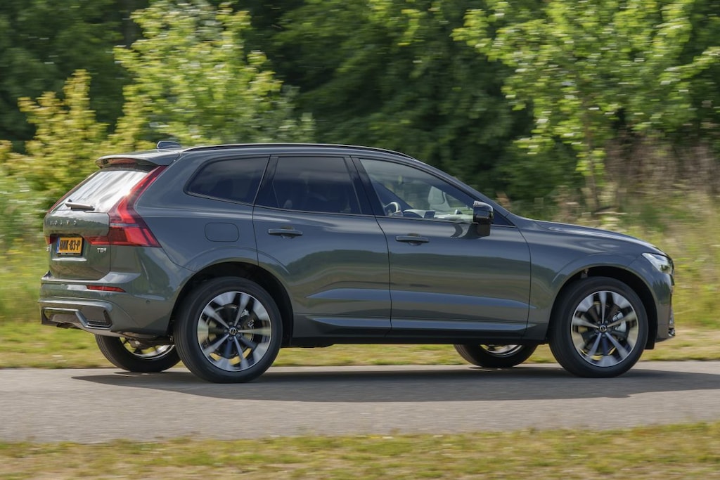 Volvo XC60 2025 - exterieur
