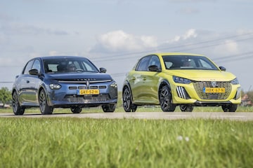 Peugeot 208 vs Lancia Ypsilon