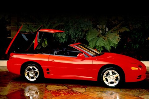 De Mercedes SLK was niet de eerste moderne klapdak-cabrio