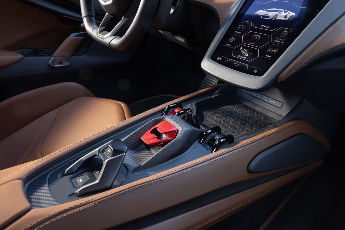 Lamborghini Revuelto