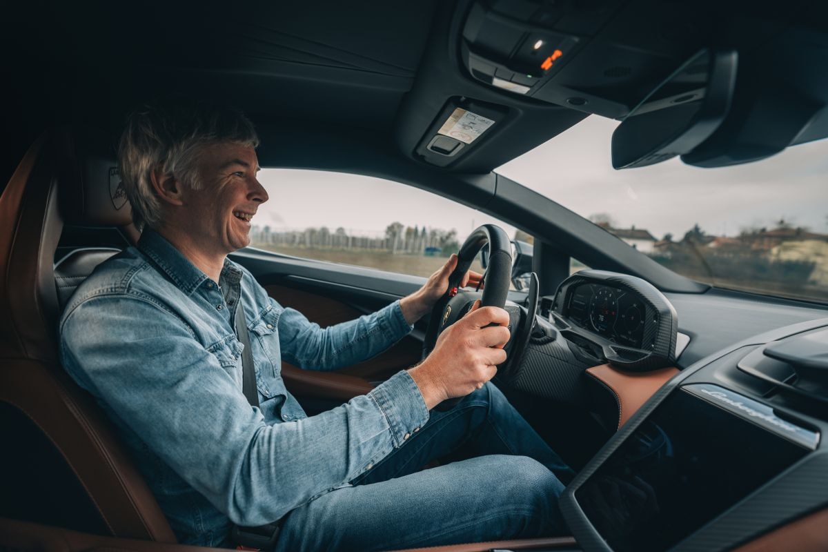 Lamborghini Revuelto